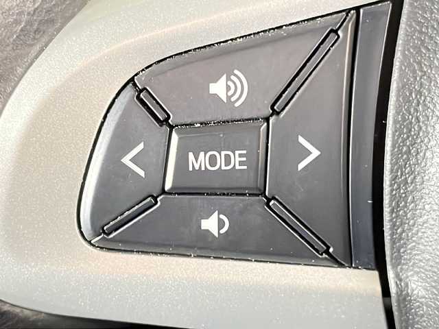 トヨタ タンク カスタムG－T 広島県 2018(平30)年 3.3万km ブラックマイカメタリック/レーザーブルークリスタルシャイン 2トーン 禁煙車/純正９型ナビ/全周囲カメラ/シートヒーター/両側パワースライドドア/クルーズコントロール/ＥＴＣ２．０/ドラレコ/フルセグ/前後コーナーセンサー/レーンキープアシスト/衝突被害軽減/オートライト/LEDヘッドライト/フォグランプ/エアバッグ(運転席/助手席)/純正15インチアルミホイール(175/55/R15)