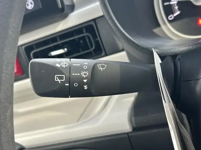 ダイハツ ムーヴ キャンバス ストライプス G 福島県 2022(令4)年 3.3万km シャイニングホワイトパール/アプリコットピンクメタリック スマートアシスト/衝突警報機能/衝突回避支援機能/誤発進抑制機能/車線逸脱警報機能/車線逸脱抑制制御機能/ふらつき警報/路側逸脱警報機能/先行車発進お知らせ機能/標識認識機能/アダプティブドライビングビーム/ディスプレイオーディオ/【USB/Bluetooth/TV/applecarplay/AndroidAuto】/バックカメラ/ETC/両側電動スライドドア/前席シートヒーター/ホッとカップホルダー/LEDオートライト/LEDフォグランプ/純正フロアマット