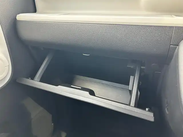 ダイハツ ムーヴ キャンバス ストライプス G 福島県 2022(令4)年 3.3万km シャイニングホワイトパール/アプリコットピンクメタリック スマートアシスト/衝突警報機能/衝突回避支援機能/誤発進抑制機能/車線逸脱警報機能/車線逸脱抑制制御機能/ふらつき警報/路側逸脱警報機能/先行車発進お知らせ機能/標識認識機能/アダプティブドライビングビーム/ディスプレイオーディオ/【USB/Bluetooth/TV/applecarplay/AndroidAuto】/バックカメラ/ETC/両側電動スライドドア/前席シートヒーター/ホッとカップホルダー/LEDオートライト/LEDフォグランプ/純正フロアマット