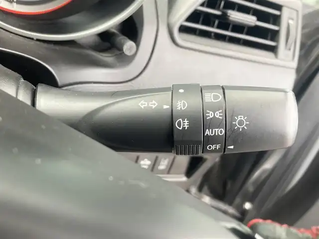 スズキ スイフト スポーツ セーフティPKG 香川県 2019(平31)年 3.7万km プレミアムシルバーメタリック 登録時走行距離：36855km/カロッツェリアカーオディオ/　CD AUX/BOSEサブウーハー/BOSEアンプリフェアー/MB QUART追加スピーカー/6MT/ターボ/衝突被害軽減装置/レーンキープアシスト/クルーズコントロール/グレード専用セミバケットシート/シートヒーター/アルミペダル/純正フロアマット/LEDヘッドライト/オートライト/フォグランプ/リアフォグ/電動格納ウィンカーミラー/ビルトインETC/革巻きステアリング/ステアリングスイッチ/プッシュスタート/スマートキー/スペアキー/取扱説明書/新車時保証書/ワンオーナー