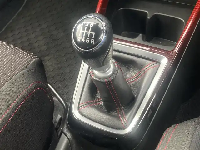 スズキ スイフト スポーツ セーフティPKG 香川県 2019(平31)年 3.7万km プレミアムシルバーメタリック 登録時走行距離：36855km/カロッツェリアカーオディオ/　CD AUX/BOSEサブウーハー/BOSEアンプリフェアー/MB QUART追加スピーカー/6MT/ターボ/衝突被害軽減装置/レーンキープアシスト/クルーズコントロール/グレード専用セミバケットシート/シートヒーター/アルミペダル/純正フロアマット/LEDヘッドライト/オートライト/フォグランプ/リアフォグ/電動格納ウィンカーミラー/ビルトインETC/革巻きステアリング/ステアリングスイッチ/プッシュスタート/スマートキー/スペアキー/取扱説明書/新車時保証書/ワンオーナー