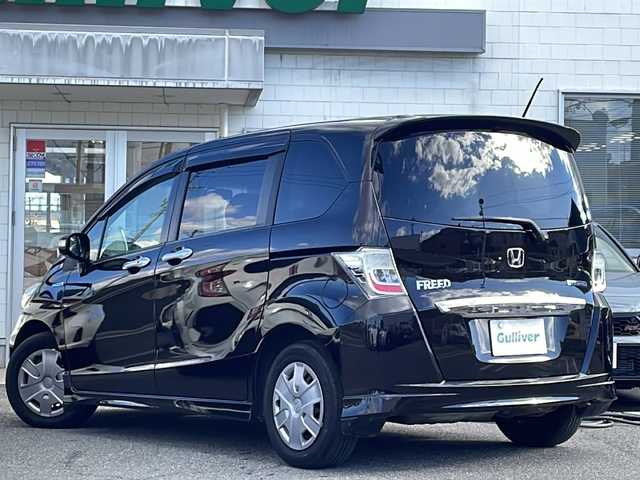 ホンダ フリード ハイブリット ジャストセレクション 三重県 2012(平24)年 9.7万km プレミアムブラキッシュパール 純正インターナビ/ワンセグTV/【CD/DVD/MSV】/バックカメラ/ビルトインETC/前後ドライブレコーダー/左側パワースライドドア/クルーズコントロール/オートライト/スマートキー/スペアキー/純正フロアマット