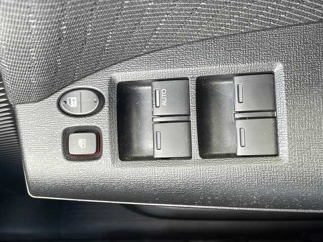 ホンダ フリード ハイブリット ジャストセレクション 三重県 2012(平24)年 9.7万km プレミアムブラキッシュパール 純正インターナビ/ワンセグTV/【CD/DVD/MSV】/バックカメラ/ビルトインETC/前後ドライブレコーダー/左側パワースライドドア/クルーズコントロール/オートライト/スマートキー/スペアキー/純正フロアマット