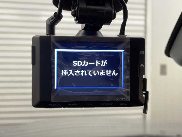 トヨタ ライズ Z 熊本県 2021(令3)年 4万km ブラックマイカメタリック/シャイニングホワイトパール 純正ＳＤナビ（ＣＤ/ＢＴ/ラジオ/フルセグ/ＳＤ）/バックカメラ/前後ドライブレコーダー/ＥＴＣ/レーダークルーズコントロール/Ｄ席・Ｎ席シートヒーター/前後コーナーセンサー/衝突軽減システム/レーンキープアシスト/横滑り防止装置/オートライト/ＬＥＤヘッドライト/フォグランプ/オートハイビーム/スマートキー/プッシュスタート/スマートキー/純正17インチＡＷ/純正フロアマット/ドアバイザー