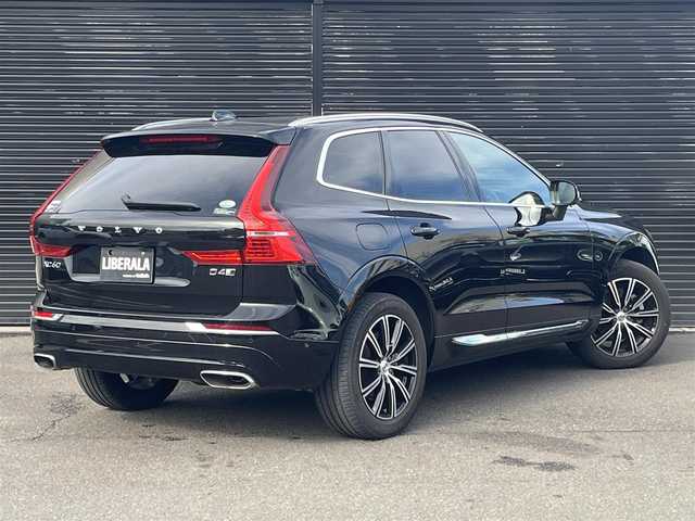 ボルボ ＸＣ６０ D4 AWD インスクリプション 静岡県 2019(令1)年 3.8万km オニキスブラックP 純正ナビ　/・CD/・Bluetooth/・フルセグテレビ /・AppleCarPlay/・AndroidAuto/360°カメラ/・バックカメラ/・サイドカメラ/・フロントカメラ/キャメルレザーシート/・全席シートヒーター /・D/N席エアシート/・D/N席マッサージシート/harman/kardonスピーカー/衝突軽減システム/・アダプティブクルーズコントロール/・レーンキープアシスト/・ブラインドスポットモニター/前後コーナーセンサー /・自動駐車/・自動発射/LEDヘッドライト/・オートライト/・オートハイビーム /純正19インチアルミホイール