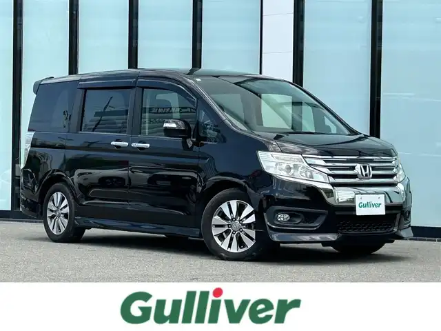 ホンダ ステップワゴン スパーダ S 大阪府 2014(平26)年 8.2万km プレミアムスパークルブラックパール 純正９インチナビ/   フルセグ TV/CD/DVD/Bluetooth/バックモニター/後席モニター/片側パワースライドドア/クルーズコントロール/アイドリングストップ/ステアリングスイッチ/パドルシフト/純正フロアマット/スマートキー/ＥＴＣ