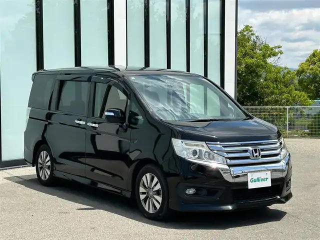 ホンダ ステップワゴン スパーダ S 大阪府 2014(平26)年 8.2万km プレミアムスパークルブラックパール 純正９インチナビ/   フルセグ TV/CD/DVD/Bluetooth/バックモニター/後席モニター/片側パワースライドドア/クルーズコントロール/アイドリングストップ/ステアリングスイッチ/パドルシフト/純正フロアマット/スマートキー/ＥＴＣ