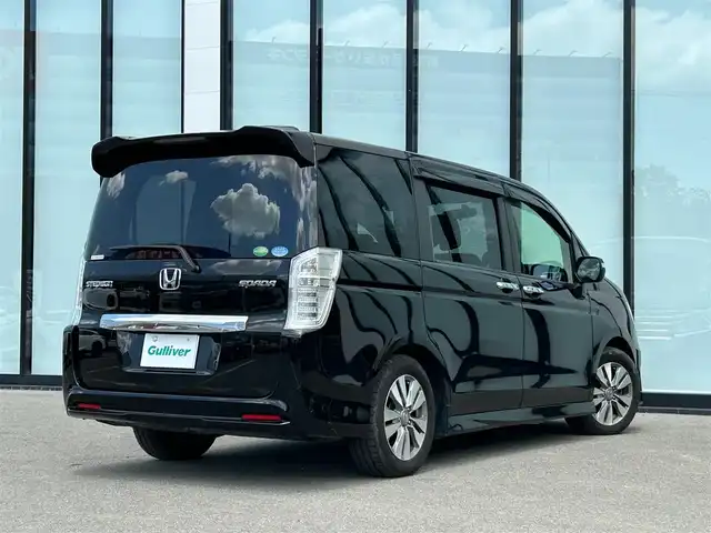 ホンダ ステップワゴン スパーダ S 大阪府 2014(平26)年 8.2万km プレミアムスパークルブラックパール 純正９インチナビ/   フルセグ TV/CD/DVD/Bluetooth/バックモニター/後席モニター/片側パワースライドドア/クルーズコントロール/アイドリングストップ/ステアリングスイッチ/パドルシフト/純正フロアマット/スマートキー/ＥＴＣ