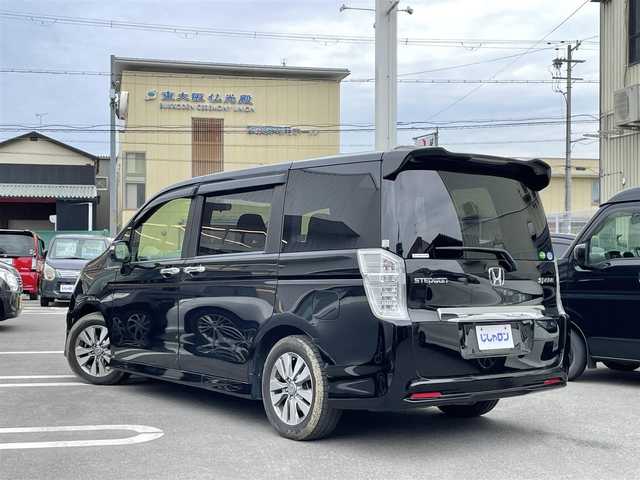 ホンダ ステップワゴン スパーダ S 大阪府 2014(平26)年 8.2万km プレミアムスパークルブラックパール (株)IDOMが運営する【じしゃロン東大阪店】の自社ローン専用車両になりますこちらは現金またはオートローンご利用時の価格です。自社ローンご希望の方は別途その旨お申付け下さい/純正8インチナビ/   フルセグ TV/CD/DVD/Bluetooth/バックモニター/後席モニター/片側パワースライドドア/クルーズコントロール/アイドリングストップ/ステアリングスイッチ/パドルシフト/純正フロアマット/スマートキー/ＥＴＣ