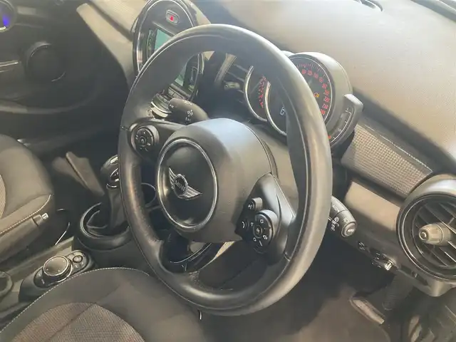 ＭＩＮＩ ＢＭＷ ミニ クーパー 熊本県 2018(平30)年 4.7万km ペッパー・ホワイト 純正HDDナビ（Bluetooth、AUX）/バックカメラ/クルーズコントロール/コーナーセンサー/純正16インチアルミホイール/LEDヘッドライト/ドライブレコーダー