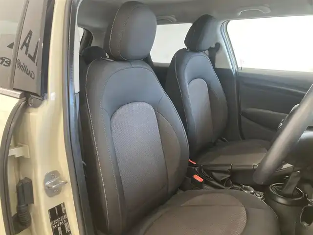 ＭＩＮＩ ＢＭＷ ミニ クーパー 熊本県 2018(平30)年 4.7万km ペッパー・ホワイト 純正HDDナビ（Bluetooth、AUX）/バックカメラ/クルーズコントロール/コーナーセンサー/純正16インチアルミホイール/LEDヘッドライト/ドライブレコーダー