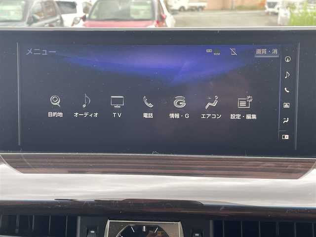 レクサス ＬＸ 570 福岡県 2020(令2)年 6.3万km ソニッククォーツ 12.3型純正ディスプレイオーディオ/(BT、全方位カメラ、CD、フルセグTV、AUX)/クルーズコントロール/レーンキープアシスト/横滑り防止/衝突被害軽減システム/ブラインドスポットモニター/アイドリングストップ/パーキングアシスト/ドラレコ/エアバッグ(W＋サイド)/カーテンエアバッグ/前後コーナーセンサー/LEDオートライト/ETC2.0/レザーシート(シートヒーター、エアシート)/本革巻きステアリング(ステアリングヒーター)/パワーシート(D＋N席)/純正フロアマット/純正アルミホイール/ガラスルーフ/WAC/スマートキー/サンシェード
