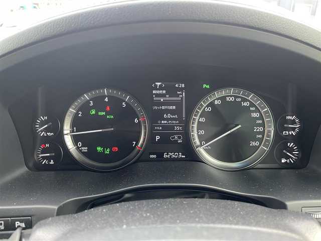 レクサス ＬＸ 570 福岡県 2020(令2)年 6.3万km ソニッククォーツ 12.3型純正ディスプレイオーディオ/(BT、全方位カメラ、CD、フルセグTV、AUX)/クルーズコントロール/レーンキープアシスト/横滑り防止/衝突被害軽減システム/ブラインドスポットモニター/アイドリングストップ/パーキングアシスト/ドラレコ/エアバッグ(W＋サイド)/カーテンエアバッグ/前後コーナーセンサー/LEDオートライト/ETC2.0/レザーシート(シートヒーター、エアシート)/本革巻きステアリング(ステアリングヒーター)/パワーシート(D＋N席)/純正フロアマット/純正アルミホイール/ガラスルーフ/WAC/スマートキー/サンシェード