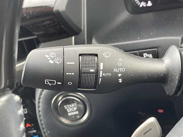 レクサス ＬＸ 570 福岡県 2020(令2)年 6.3万km ソニッククォーツ 12.3型純正ディスプレイオーディオ/(BT、全方位カメラ、CD、フルセグTV、AUX)/クルーズコントロール/レーンキープアシスト/横滑り防止/衝突被害軽減システム/ブラインドスポットモニター/アイドリングストップ/パーキングアシスト/ドラレコ/エアバッグ(W＋サイド)/カーテンエアバッグ/前後コーナーセンサー/LEDオートライト/ETC2.0/レザーシート(シートヒーター、エアシート)/本革巻きステアリング(ステアリングヒーター)/パワーシート(D＋N席)/純正フロアマット/純正アルミホイール/ガラスルーフ/WAC/スマートキー/サンシェード
