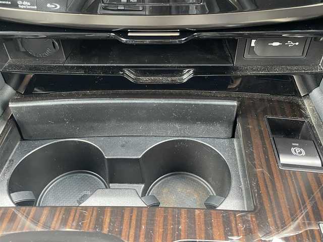 レクサス ＬＸ 570 福岡県 2020(令2)年 6.3万km ソニッククォーツ 12.3型純正ディスプレイオーディオ/(BT、全方位カメラ、CD、フルセグTV、AUX)/クルーズコントロール/レーンキープアシスト/横滑り防止/衝突被害軽減システム/ブラインドスポットモニター/アイドリングストップ/パーキングアシスト/ドラレコ/エアバッグ(W＋サイド)/カーテンエアバッグ/前後コーナーセンサー/LEDオートライト/ETC2.0/レザーシート(シートヒーター、エアシート)/本革巻きステアリング(ステアリングヒーター)/パワーシート(D＋N席)/純正フロアマット/純正アルミホイール/ガラスルーフ/WAC/スマートキー/サンシェード