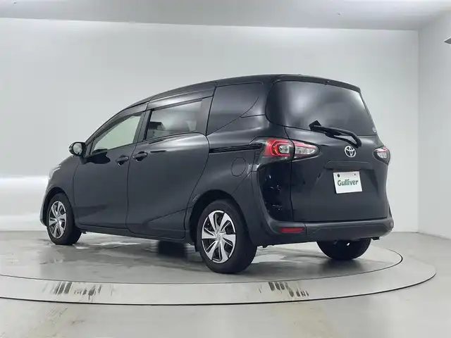 トヨタ シエンタ G クエロ 埼玉県 2019(令1)年 5.2万km ブラックマイカ 社外ナビ/(Bluetooth/USB/HDMI/ipod/CD/DVD/AM/FM)/地デジフルセグ/バックカメラ/前方ドライブレコーダー/ETC/オートマチックハイビーム/車線逸脱警報/衝突軽減ブレーキ/クリアランスソナー/先行車発進お知らせ機能/リヤシートリマインダー/アイドリングストップ/フロントフォグランプ/ウィンカーミラー/電動格納ミラー/ステアリングリモコン/プッシュスタート/両側パワースライドドア/純正ドアバイザー/純正フロアマット
