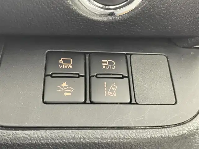 トヨタ シエンタ G クエロ 埼玉県 2019(令1)年 5.2万km ブラックマイカ 社外ナビ/(Bluetooth/USB/HDMI/ipod/CD/DVD/AM/FM)/地デジフルセグ/バックカメラ/前方ドライブレコーダー/ETC/オートマチックハイビーム/車線逸脱警報/衝突軽減ブレーキ/クリアランスソナー/先行車発進お知らせ機能/リヤシートリマインダー/アイドリングストップ/フロントフォグランプ/ウィンカーミラー/電動格納ミラー/ステアリングリモコン/プッシュスタート/両側パワースライドドア/純正ドアバイザー/純正フロアマット