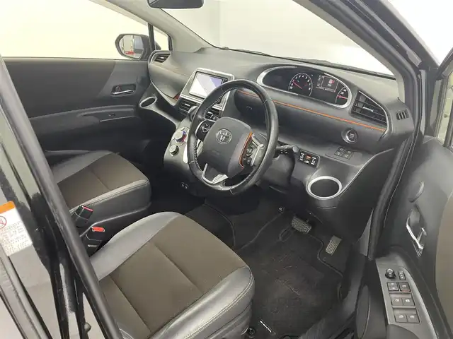 トヨタ シエンタ G クエロ 埼玉県 2019(令1)年 5.2万km ブラックマイカ 社外ナビ/(Bluetooth/USB/HDMI/ipod/CD/DVD/AM/FM)/地デジフルセグ/バックカメラ/前方ドライブレコーダー/ETC/オートマチックハイビーム/車線逸脱警報/衝突軽減ブレーキ/クリアランスソナー/先行車発進お知らせ機能/リヤシートリマインダー/アイドリングストップ/フロントフォグランプ/ウィンカーミラー/電動格納ミラー/ステアリングリモコン/プッシュスタート/両側パワースライドドア/純正ドアバイザー/純正フロアマット