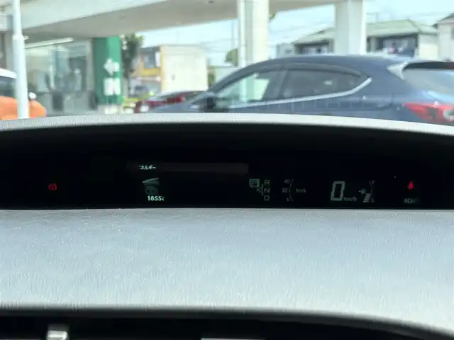 トヨタ プリウス S 愛知県 2012(平24)年 1.9万km シルバーM ワンオーナー/純正ＨＤＤナビ/フルセグＴＶ/CD/ＤＶＤ/BT/AMFM/バックカメラ　/ビルトインＥＴＣ　/ＨＩＤライト　/フォグランプ　/スマートキー　/純正フロアマット/純正15インチAW/保証書/取扱説明書/スペアキー