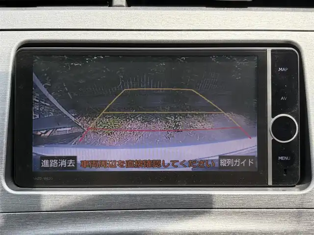 トヨタ プリウス S 愛知県 2012(平24)年 1.9万km シルバーM ワンオーナー/純正ＨＤＤナビ/フルセグＴＶ/CD/ＤＶＤ/BT/AMFM/バックカメラ　/ビルトインＥＴＣ　/ＨＩＤライト　/フォグランプ　/スマートキー　/純正フロアマット/純正15インチAW/保証書/取扱説明書/スペアキー