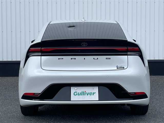 トヨタ プリウス Z 千葉県 2023(令5)年 3.6万km プラチナホワイトパールマイカ 純正12.3インチナビ/(フルセグTV BT FM AM HDMI)/全周囲カメラ/デジタルインナーミラー/ナビ連動前後ドライブレコーダー/ブラインドスポットモニター/置くだけ充電/メモリー付きパワーシート/衝突被害軽減システム/車線逸脱警報/クルーズコントロール/レザーシート/横滑り防止装置/ビルトインETC2.0/アイドリングストップ/LEDヘッドライト/オートライト/ウィンカーミラー/電動格納ミラー/純正19インチAW/シートヒーター/エアシート/シートリフター/ステアリングヒーター/TVキャンセラー/プッシュスタート/スマートキー/フロアマット/ドアバイザー/スペアキー/保証書