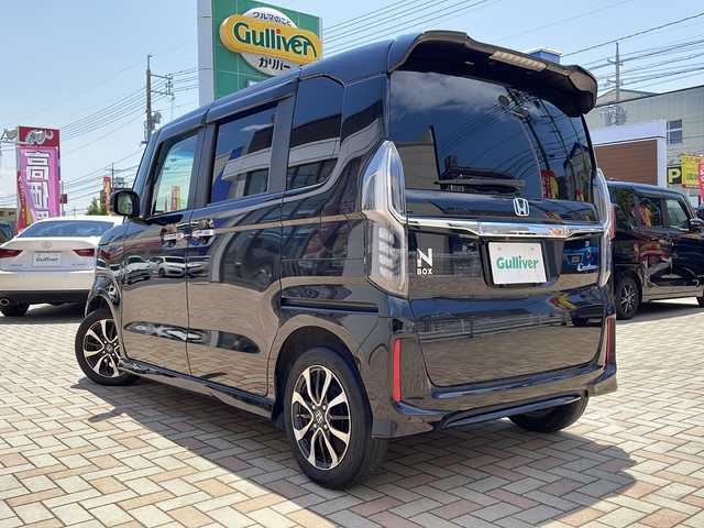 ホンダ Ｎ ＢＯＸ カスタム G L ホンダセンシング 福岡県 2019(令1)年 7.1万km クリスタルブラックパール スマートキー/左側パワースライド/プリクラッシュセーフティ/レーンデパーチャーアラート/アダクティブクルーズ/バックソナー/ギャザーズインターナビ/フルセグ・Bluetooth/バックカメラ/リアサンシェード/LEDヘッドライト/LEDフォグ/ビルトインETC/保証書・取説