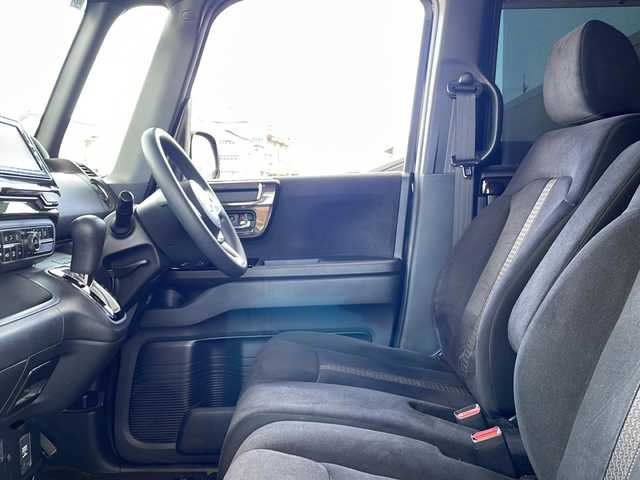ホンダ Ｎ ＢＯＸ カスタム G L ホンダセンシング 福岡県 2019(令1)年 7.1万km クリスタルブラックパール スマートキー/左側パワースライド/プリクラッシュセーフティ/レーンデパーチャーアラート/アダクティブクルーズ/バックソナー/ギャザーズインターナビ/フルセグ・Bluetooth/バックカメラ/リアサンシェード/LEDヘッドライト/LEDフォグ/ビルトインETC/保証書・取説