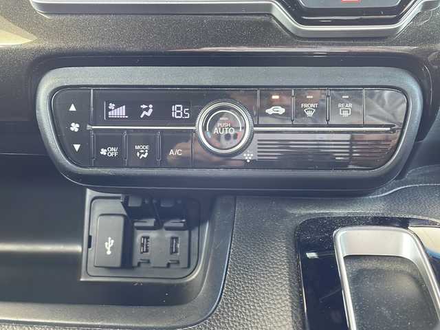 ホンダ Ｎ ＢＯＸ カスタム G L ホンダセンシング 福岡県 2019(令1)年 7.1万km クリスタルブラックパール スマートキー/左側パワースライド/プリクラッシュセーフティ/レーンデパーチャーアラート/アダクティブクルーズ/バックソナー/ギャザーズインターナビ/フルセグ・Bluetooth/バックカメラ/リアサンシェード/LEDヘッドライト/LEDフォグ/ビルトインETC/保証書・取説