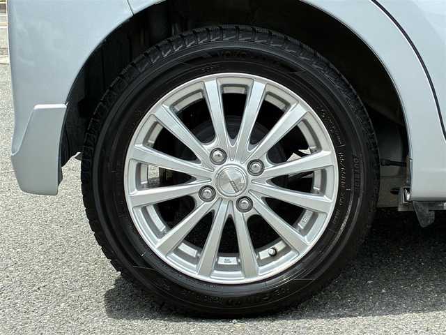 ダイハツ ムーヴ X ターボ SAⅢ 京都府 2018(平30)年 2.1万km ブライトシルバーメタリック  ワンオーナー/ 4WD/ ターボ/ スマートアシストIII/ スマートキー/ プッシュスタート/ 純正CDオーディオ/ D席シートヒーター/ リヤソナー/ 純正フロアマット/ ドアバイザー/ 電格ミラー/ 社外14インチアルミ/ 新車時保証書/ 車両取説