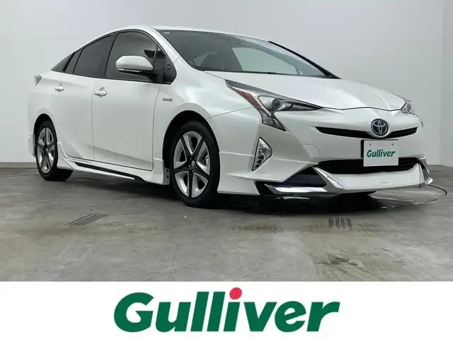 トヨタ プリウス S ツーリングセレクション 岡山県 2018(平30)年 6.8万km ホワイトパールクリスタルシャイン 純正ナビ/NSZT-W66T/（CD/DVD/TV/BT)/バックカメラ/レザーシート/シートヒーター/エアロ（F/S/R)/LEDヘッドライト/オートハイビーム/レーダークルーズコントロール/スペアキー×1/新車保証書/取扱説明書
