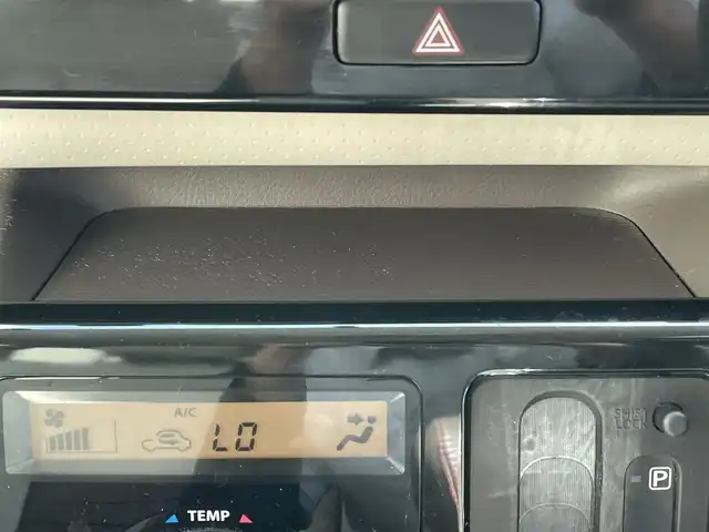 日産 モコ ドルチェX 山口県 2015(平27)年 4万km モコピーチ 社外メモリナビ ワンセグTV CD DVD BT/HIDオートヘッドライト/フォグライト/スマートキー 2個/プッシュエンジンスタート/ETC/アルミホイール/革巻きステアリング/ステアリングリモコン/オートエアコン/アイドリングストップ/禁煙車
