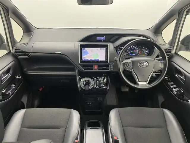 トヨタ ノア ハイブリッド Si ダブルバイビーⅡ 岡山県 2019(令1)年 6.2万km ホワイトパールクリスタルシャイン 純正9型ナビ（NSZT-Y68T）/【フルセグTV/CD/DVD/BT】/バックカメラ/純正12.1インチフリップダウンモニター/両側パワースライドドア/トヨタセーフティセンス/クルーズコントロール/ビルトインETC/ステアリングリモコン/ハーフレザーシート/D/Nシートヒーター/LEDオートライト/フォグランプ/スマートキー/プッシュスタート/フロアマット/純正ドアバイザー