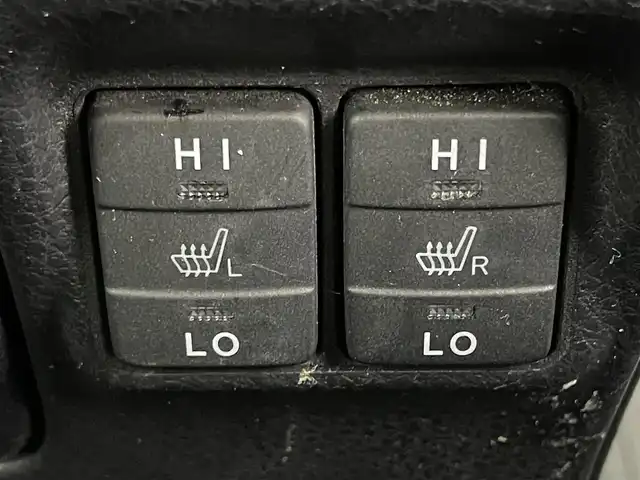 トヨタ ノア ハイブリッド Si ダブルバイビーⅡ 岡山県 2019(令1)年 6.2万km ホワイトパールクリスタルシャイン 純正9型ナビ（NSZT-Y68T）/【フルセグTV/CD/DVD/BT】/バックカメラ/純正12.1インチフリップダウンモニター/両側パワースライドドア/トヨタセーフティセンス/クルーズコントロール/ビルトインETC/ステアリングリモコン/ハーフレザーシート/D/Nシートヒーター/LEDオートライト/フォグランプ/スマートキー/プッシュスタート/フロアマット/純正ドアバイザー