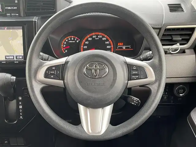 トヨタ ルーミー G S 東京都 2017(平29)年 5.8万km ブラックマイカメタリック 純正９インチナビ　/・フルセグ　Bluetooth　CD　DVD　/テレビキャンセラー/両側電動スライドドア　/クルーズコントロールシステム　/シートヒーター　/純正ドラレコ　/ＥＴＣ２．０　/横滑り防止装置　/盗難防止装置　/衝突被害軽減ブレーキ/レーンアシスト/ABS/アイドリングストップ/バックカメラ/パワーステアリング