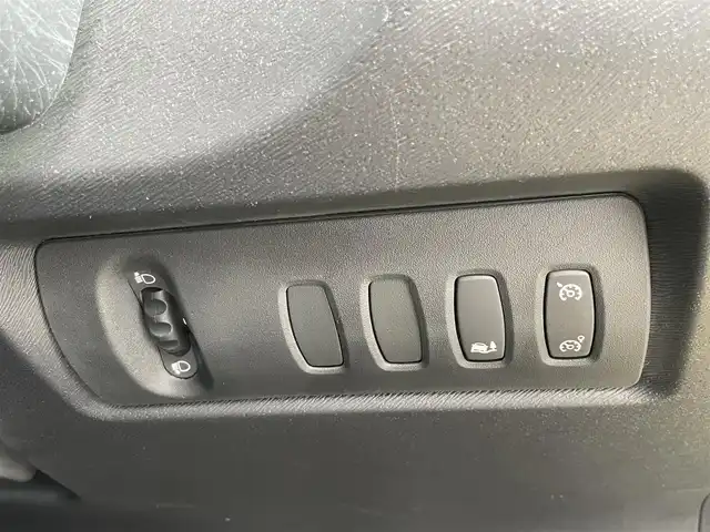 ルノー カングー ゼン 島根県 2020(令2)年 3万km ジョンアグリュム ワンオーナー/社外ナビ/フルセグ/ＤＶＤ再生/Ｂｌｕｅｔｏｏｔｈ接続/ＥＴＣ/バックカメラ/クルーズコントロール/横滑り防止装置/純正フロアマット/ルーフレール/スペアキー1本