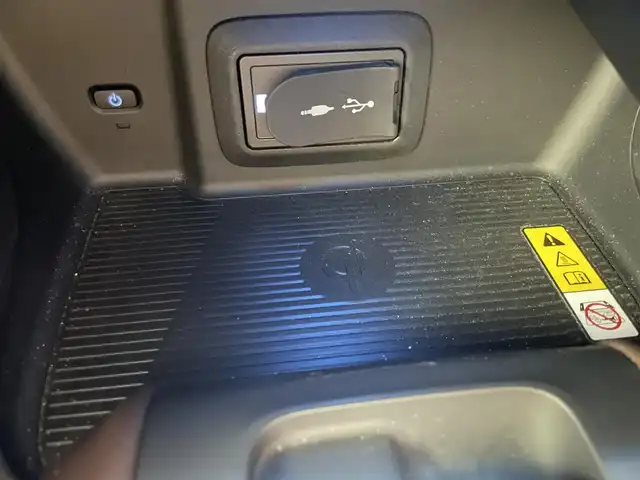 トヨタ ハリアー ハイブリッド Z レザーパッケージ 愛知県 2020(令2)年 6.9万km プレシャスブラックパール 純正１２．３型ナビ　全方位カメラ　禁煙　ＪＢＬサウンド　黒革　シートヒーター　シートベンチレーション　ワイヤレス充電　セーフティセンス　衝突軽減　追従クルコン　ＢＳＭ　コーナーセンサー　電動リアゲート