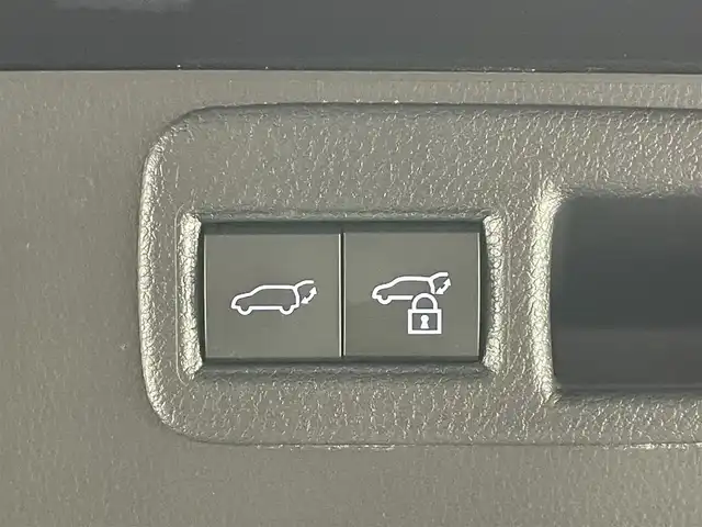 トヨタ ハリアー ハイブリッド Z レザーパッケージ 愛知県 2020(令2)年 6.9万km プレシャスブラックパール 純正１２．３型ナビ　全方位カメラ　禁煙　ＪＢＬサウンド　黒革　シートヒーター　シートベンチレーション　ワイヤレス充電　セーフティセンス　衝突軽減　追従クルコン　ＢＳＭ　コーナーセンサー　電動リアゲート