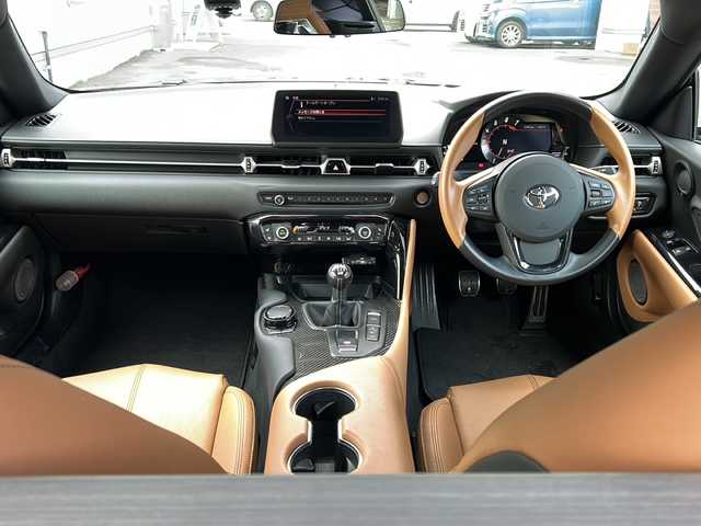 トヨタ スープラ RZ 道央・札幌 2023(令5)年 1.8万km ブラックメタリック 純正ナビ(FM/AM/BT/ワンセグTV)/バックカメラ/ETC2.0/ドライブレコーダー/JBLサウンド/GRスポーツマフラー/クルーズコントロール/前席シートヒーター/前席パワーシート/D席シートメモリー/コーナーセンサー/プッシュスタート/電動パーキングブレーキ/オートライト/オートマチックハイビーム/セーフティシステム/横滑り防止/スペアキー