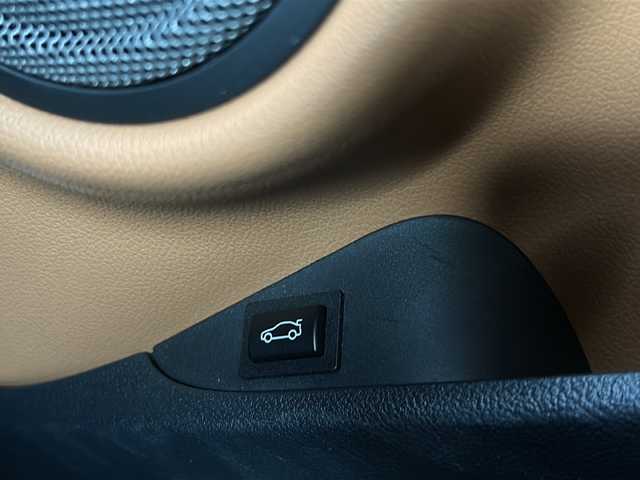 トヨタ スープラ RZ 道央・札幌 2023(令5)年 1.8万km ブラックメタリック 純正ナビ(FM/AM/BT/ワンセグTV)/バックカメラ/ETC2.0/ドライブレコーダー/JBLサウンド/GRスポーツマフラー/クルーズコントロール/前席シートヒーター/前席パワーシート/D席シートメモリー/コーナーセンサー/プッシュスタート/電動パーキングブレーキ/オートライト/オートマチックハイビーム/セーフティシステム/横滑り防止/スペアキー