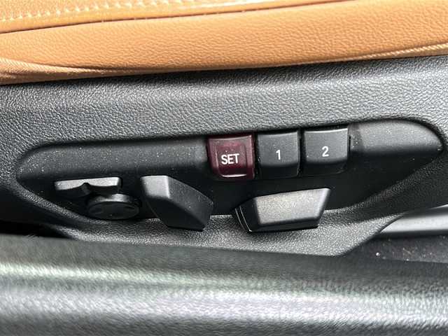 トヨタ スープラ RZ 道央・札幌 2023(令5)年 1.8万km ブラックメタリック 純正ナビ(FM/AM/BT/ワンセグTV)/バックカメラ/ETC2.0/ドライブレコーダー/JBLサウンド/GRスポーツマフラー/クルーズコントロール/前席シートヒーター/前席パワーシート/D席シートメモリー/コーナーセンサー/プッシュスタート/電動パーキングブレーキ/オートライト/オートマチックハイビーム/セーフティシステム/横滑り防止/スペアキー