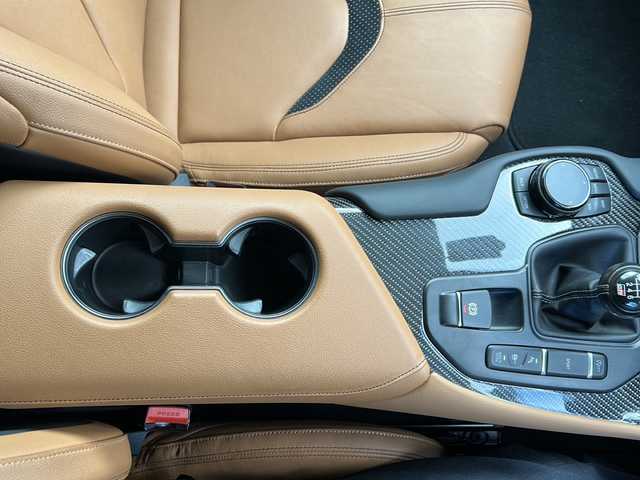 トヨタ スープラ RZ 道央・札幌 2023(令5)年 1.8万km ブラックメタリック 純正ナビ(FM/AM/BT/ワンセグTV)/バックカメラ/ETC2.0/ドライブレコーダー/JBLサウンド/GRスポーツマフラー/クルーズコントロール/前席シートヒーター/前席パワーシート/D席シートメモリー/コーナーセンサー/プッシュスタート/電動パーキングブレーキ/オートライト/オートマチックハイビーム/セーフティシステム/横滑り防止/スペアキー