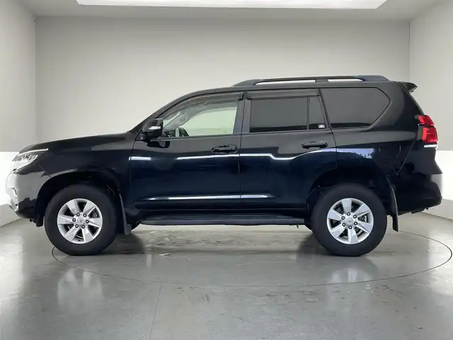 トヨタ ランドクルーザー プラド TX Lパッケージ 愛知県 2018(平30)年 5.1万km ブラック 純正８型ナビ　黒革　ＢＳＭ　禁煙　全方位カメラ　ベンチレーション　シートヒーター　ＥＴＣ２．０　ドラレコ　セーフティセンス　衝突軽減　ＬＥＤライト　追従クルコン　フルセグ　ＤＶＤ　スペアタイヤ　フォグ　コーナーセンサー　ルーフレール