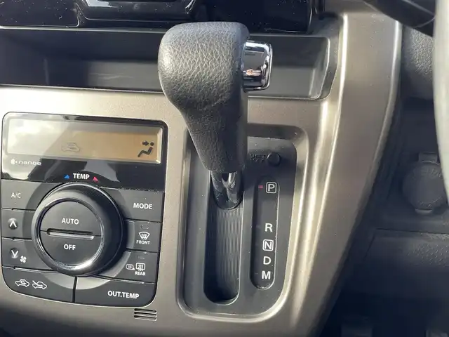 スズキ ハスラー Jスタイル Ⅱ ターボ 島根県 2016(平28)年 3.9万km フェニックスレッドパール/ホワイト2トーンルーフ 登録時走行距離38296km/取扱説明書/保証書/社外SDナビ/フルセグテレビ/バックカメラ/衝突軽減ブレーキ/レーンキープアシススト/クルーズコントロール/パドルシフト/プッシュスタート/前席シートヒーター/HID/オートライト/ETC/純正15インチAW/禁煙車