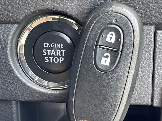 スズキ ハスラー Jスタイル Ⅱ ターボ 島根県 2016(平28)年 3.9万km フェニックスレッドパール/ホワイト2トーンルーフ 登録時走行距離38296km/取扱説明書/保証書/社外SDナビ/フルセグテレビ/バックカメラ/衝突軽減ブレーキ/レーンキープアシススト/クルーズコントロール/パドルシフト/プッシュスタート/前席シートヒーター/HID/オートライト/ETC/純正15インチAW/禁煙車