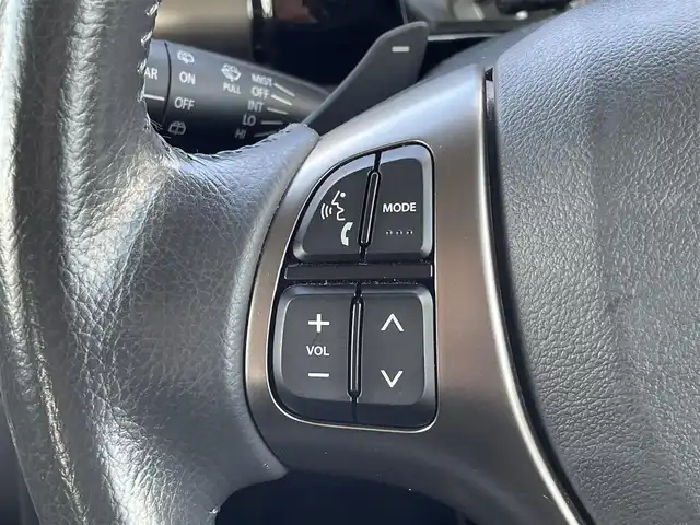 スズキ ハスラー Jスタイル Ⅱ ターボ 島根県 2016(平28)年 3.9万km フェニックスレッドパール/ホワイト2トーンルーフ 登録時走行距離38296km/取扱説明書/保証書/社外SDナビ/フルセグテレビ/バックカメラ/衝突軽減ブレーキ/レーンキープアシススト/クルーズコントロール/パドルシフト/プッシュスタート/前席シートヒーター/HID/オートライト/ETC/純正15インチAW/禁煙車