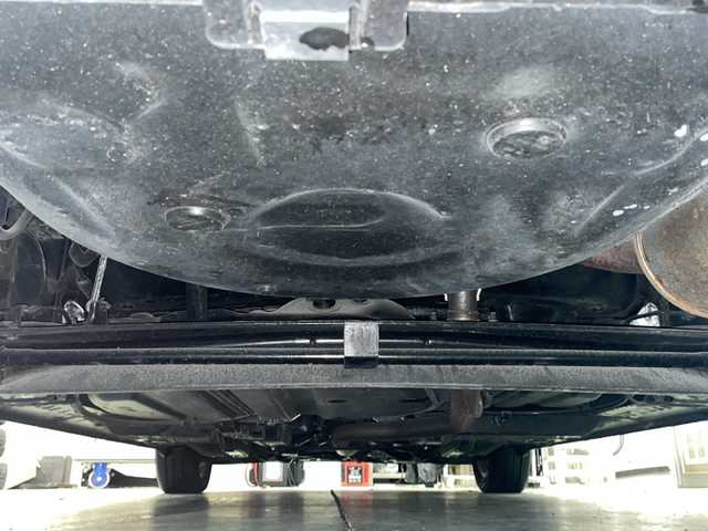 トヨタ シエンタ G 京都府 2015(平27)年 7.3万km ブラックマイカ 純正メモリナビ　Ｂｌｕｅｔｏｏｔｈオーディオ　フルセグ　ＤＶＤ再生　バックカメラ　プリクラッシュセーフティ　レーンキープアシスト　ＬＥＤヘッドライト　両側パワースライド　ドラレコ　前席シートヒーター