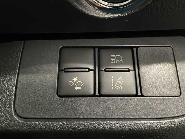 トヨタ シエンタ G 京都府 2015(平27)年 7.3万km ブラックマイカ 純正メモリナビ　Ｂｌｕｅｔｏｏｔｈオーディオ　フルセグ　ＤＶＤ再生　バックカメラ　プリクラッシュセーフティ　レーンキープアシスト　ＬＥＤヘッドライト　両側パワースライド　ドラレコ　前席シートヒーター