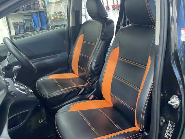 トヨタ シエンタ G 京都府 2015(平27)年 7.3万km ブラックマイカ 純正メモリナビ　Ｂｌｕｅｔｏｏｔｈオーディオ　フルセグ　ＤＶＤ再生　バックカメラ　プリクラッシュセーフティ　レーンキープアシスト　ＬＥＤヘッドライト　両側パワースライド　ドラレコ　前席シートヒーター