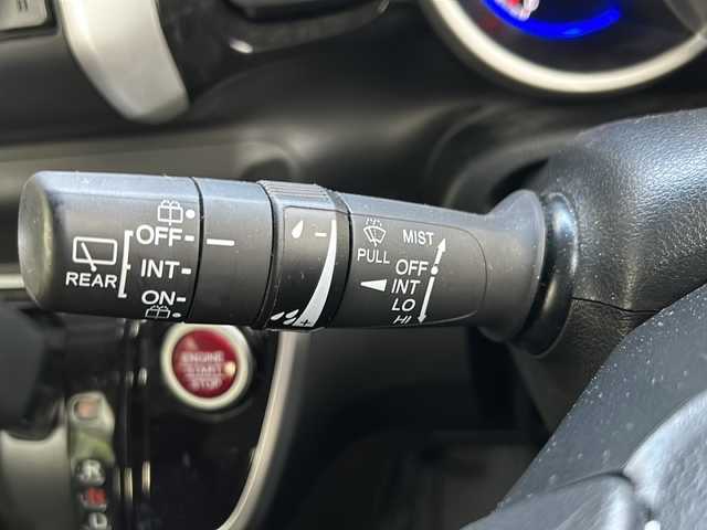 ホンダ Ｎ ＢＯＸ カスタム SSパッケージ 鳥取県 2016(平28)年 3.2万km ブリティッシュグリーンP 純正ギャザーズナビ/バックカメラ/フルセグＴＶ　ＤＶＤ　ＣＤ　ＳＤ　Ｂｌｕｅｔｏｏｔｈ/ナビ装着用スペシャルパッケージ/・ETC車載器(ナビ連動)/・オートエアコン（プラズマクラスター搭載）/・アレルクリーンシート/・運転席シートハイトアジャスター/・車速連動バリアブル間欠ワイパー/・リア左側パワースライドドア/・リアシートスライド/・シートバックテーブル/・リア右側パワースライドドア/あんしんパッケージ/・ディスチャージヘッドライト/・オートライトコントロール機構付/・オートリトラミラー/・ハーフシェイドフロントウィンドウ/・14インチアルミホイール/・360°スーパーUV・IRカットパッケージ/・リア席サンシェード/・ヒーテッドドアミラー/・フロントドア撥水ガラス/・シートヒーター/・LEDルームランプ/・エアコンアウトレットダブルリング(クロームメッキ)/・LEDフォグライト/・LEDポジションランプ/・フォグライトガーニッシュ/フロアマット/スマートキー/新車保証書/取扱説明書