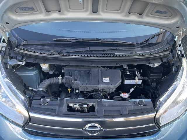 日産 デイズ X 岐阜県 2016(平28)年 3.7万km アイスブルー 純正ナビ/ワンセグTV/AM/FM/SD/Bluetooth/バックビューモニター/ETC/横滑り防止装置/プリクラッシュセーフティー/アイドリングストップ/プッシュスタート/スマートキー/純正フロアマット/ドアバイザー/ISOFIX